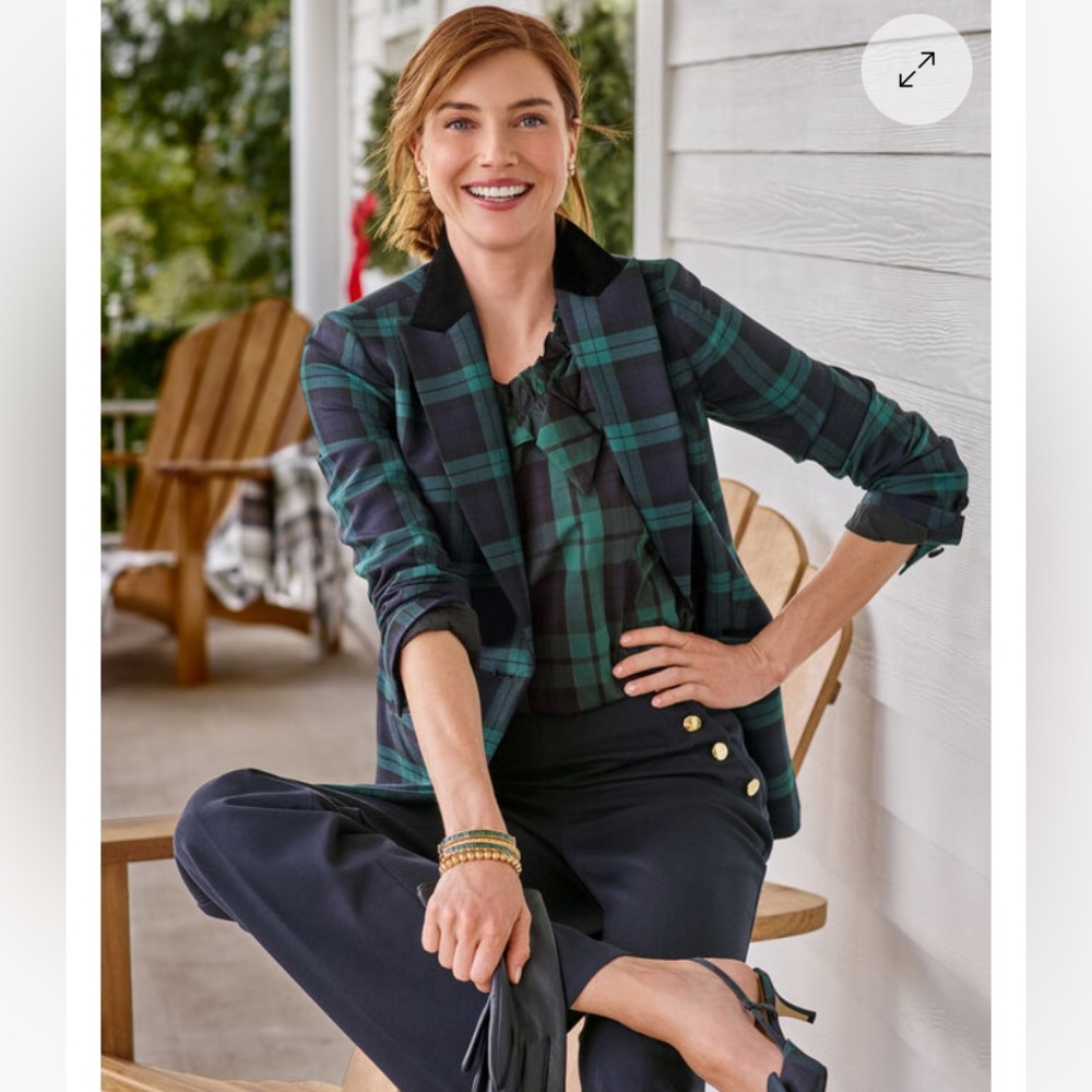 Talbots iconic blazer jacket. Blend of wool with dashing tartan pattern. Size 8